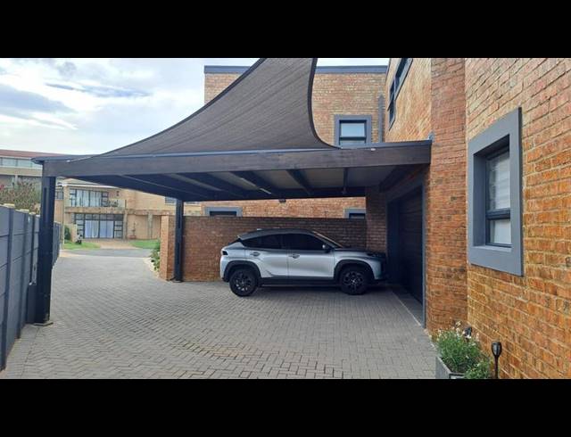 4 BEDROOM HOUSE FOR SALE IN JONGENSFONTEIN